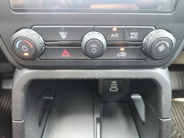 Certified 2024 Ford Ranger XL RWD image 18