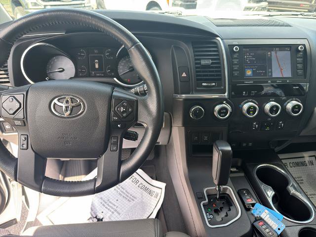 Used 2021 Toyota Sequoia Limited w/ Safety & Convenience Package AWD/4WD image 9