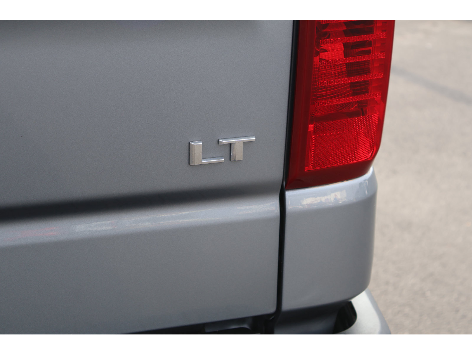 Used 2024 Chevrolet Silverado 1500 LT w/ Convenience Package II RWD image 15