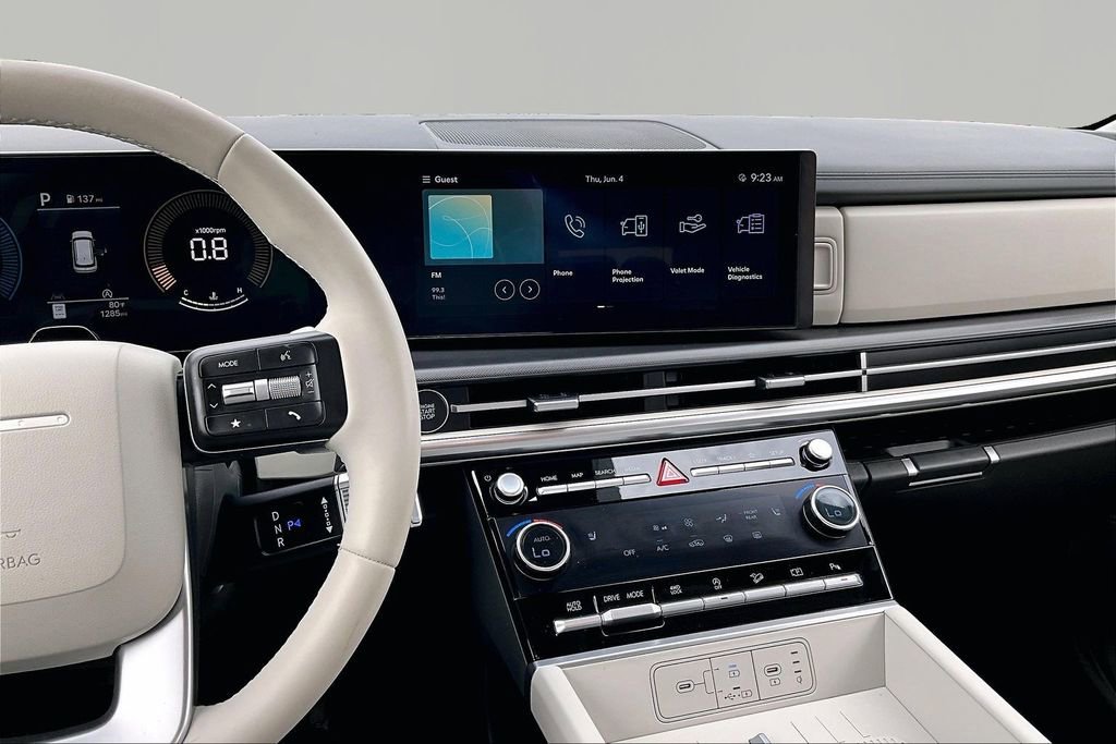 Used 2025 Hyundai Santa Fe SEL AWD/4WD image 6