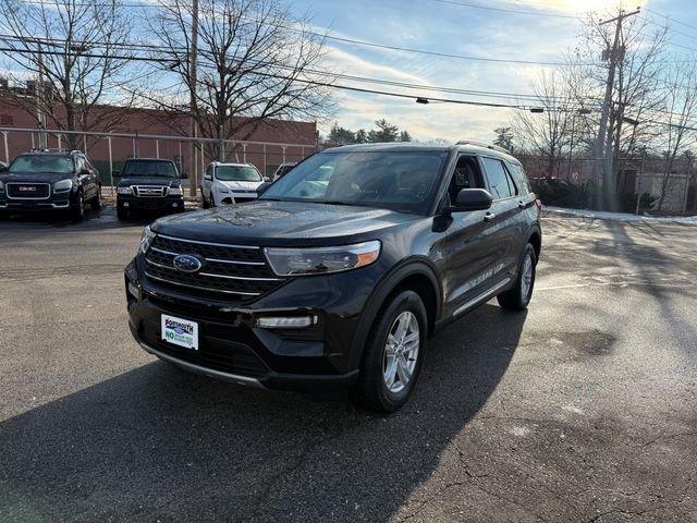 Certified 2022 Ford Explorer XLT w/ Equipment Group 202A image 14