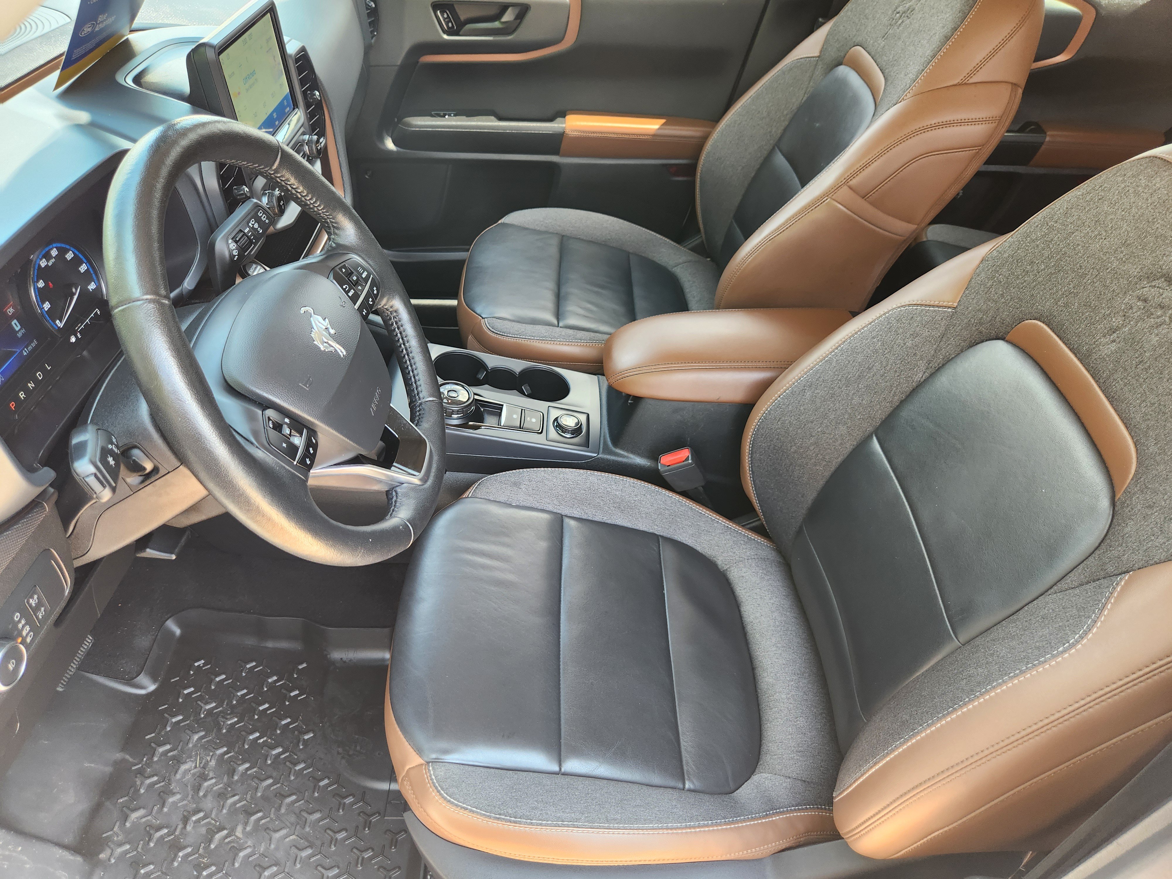 Certified 2022 Ford Bronco Sport Outer Banks w/ Tech Package AWD/4WD image 9