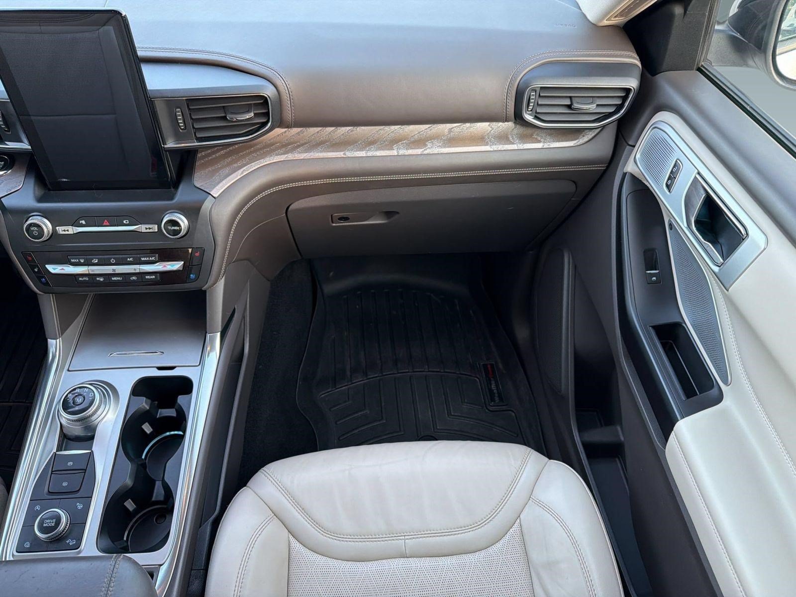 Certified 2020 Ford Explorer Platinum w/ Premium Technology Package AWD/4WD image 28