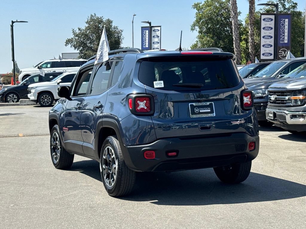 Used 2023 Jeep Renegade Trailhawk AWD/4WD image 10