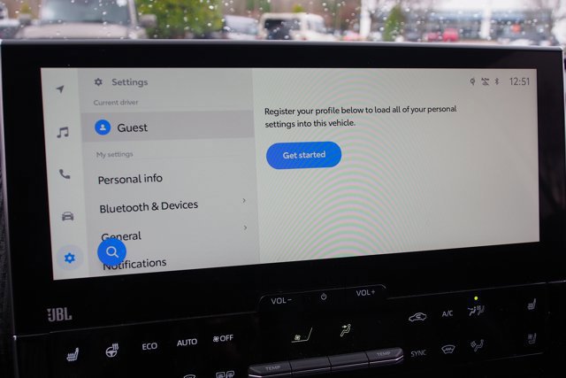 Used 2023 Toyota bZ4X FWD image 30