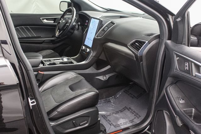 Certified 2022 Ford Edge ST w/ Equipment Group 401A AWD/4WD image 16