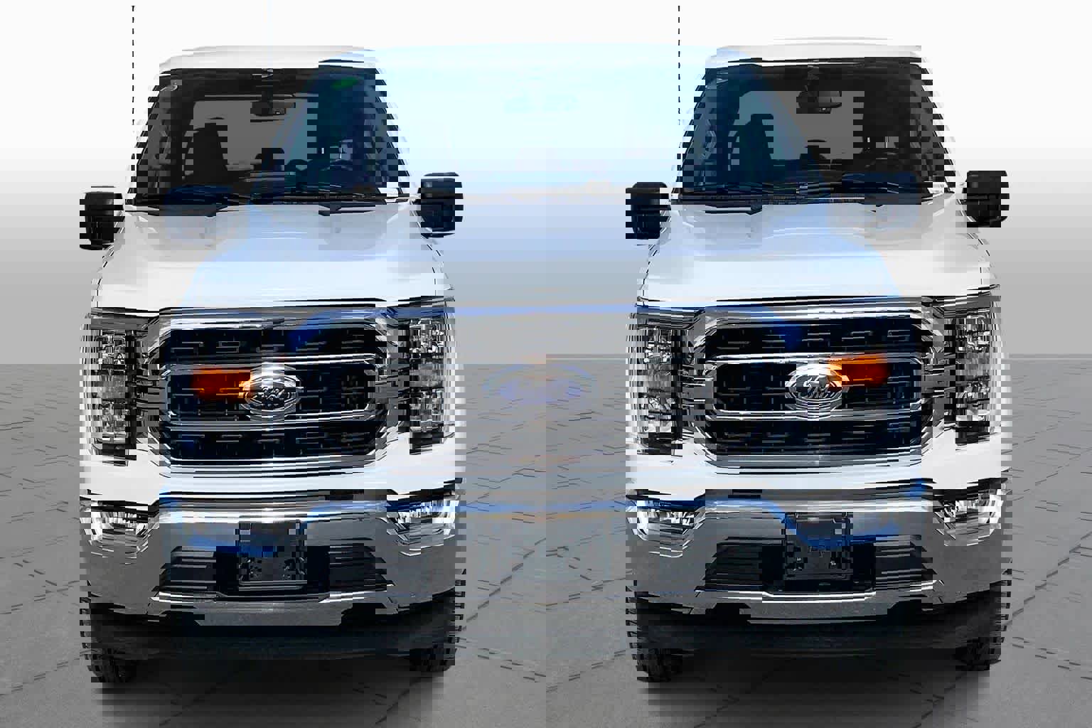 Certified 2023 Ford F150 XLT w/ Equipment Group 302A High image 4