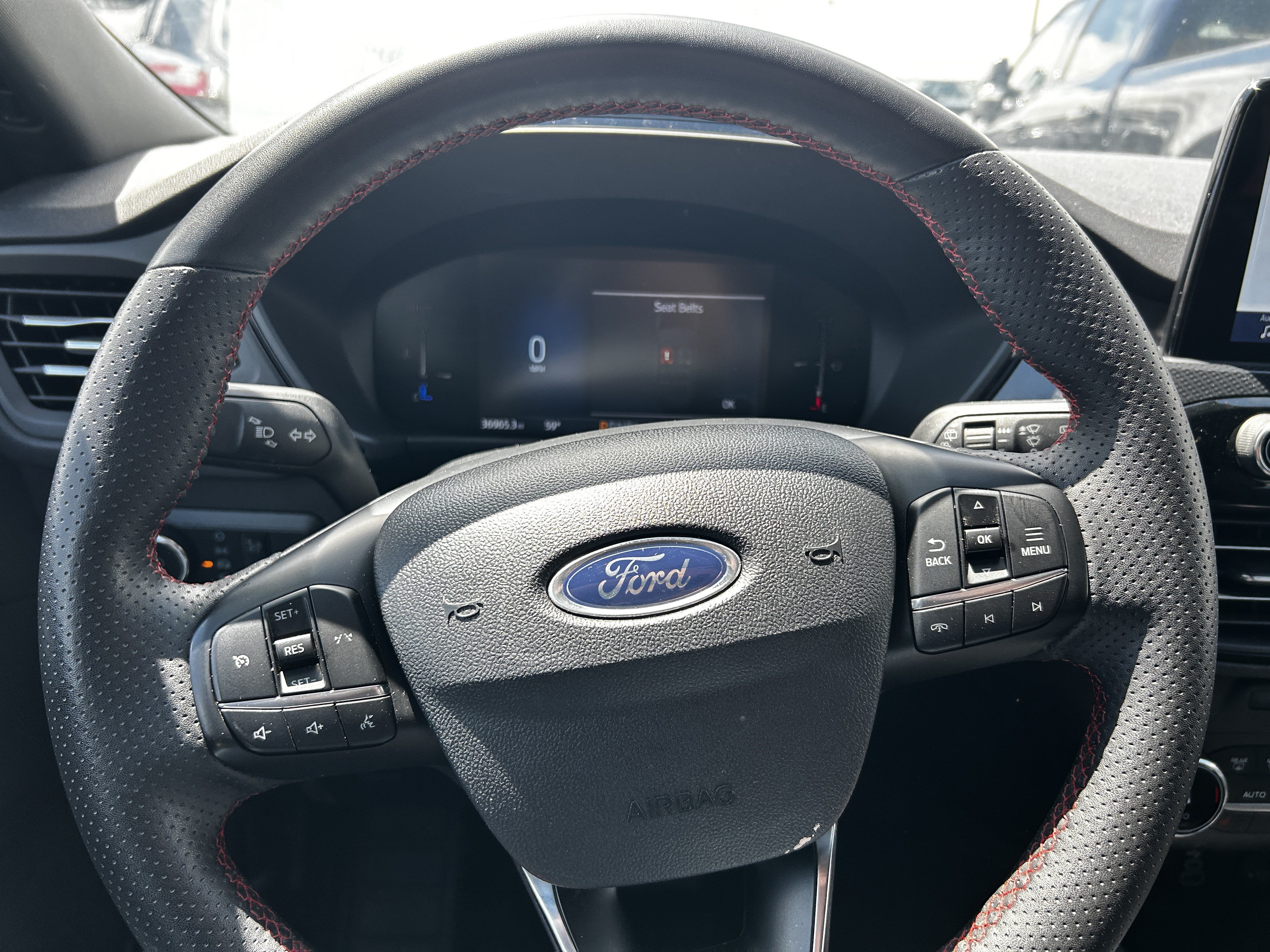 Certified 2025 Ford Escape ST-Line Select AWD/4WD image 18