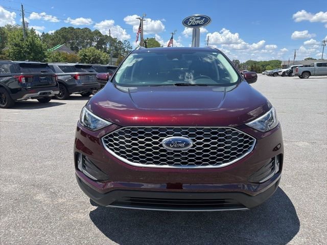 Certified 2024 Ford Edge SEL w/ Convenience Package AWD/4WD image 2