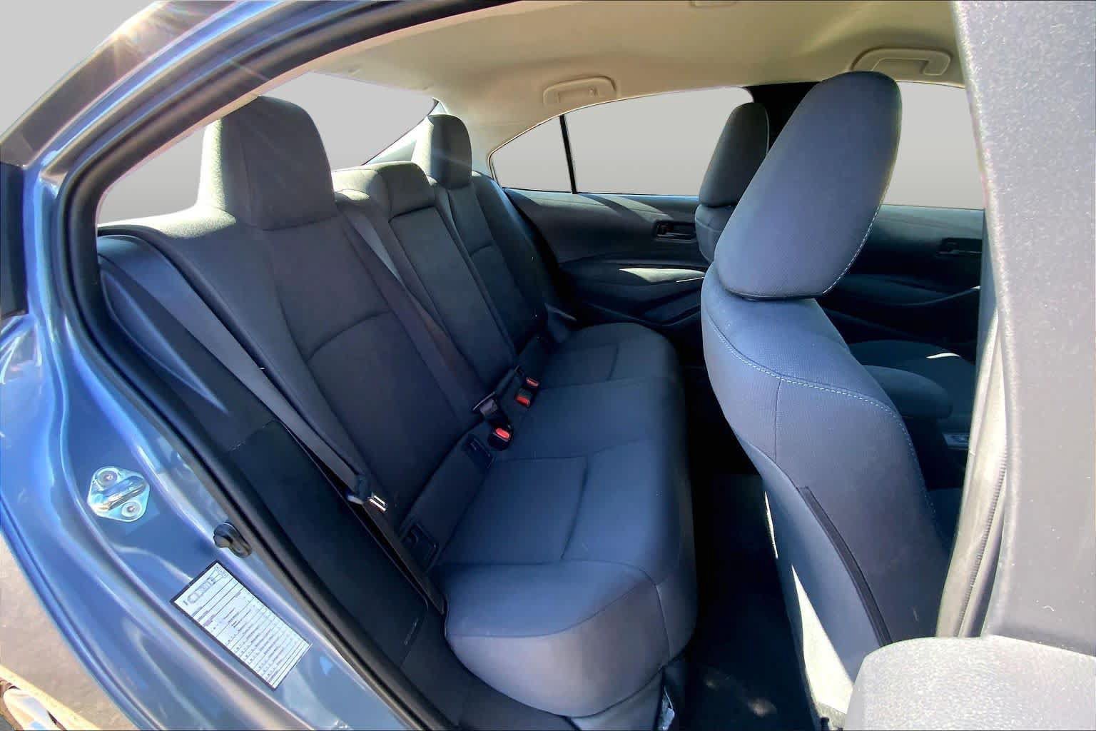 Used 2025 Toyota Corolla LE FWD image 20