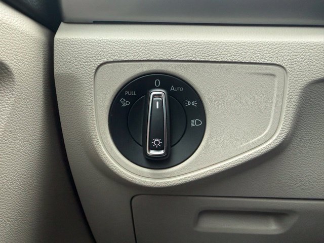 Used 2021 Volkswagen Atlas SE AWD/4WD image 40
