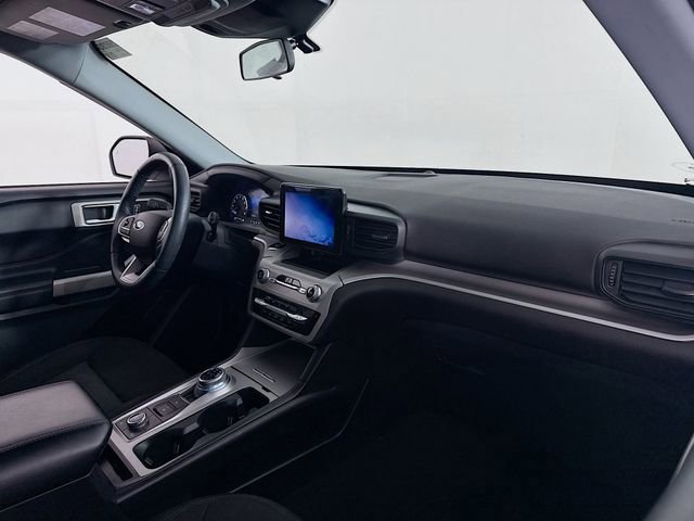 Certified 2022 Ford Explorer XLT w/ Class IV Trailer Tow Package image 28