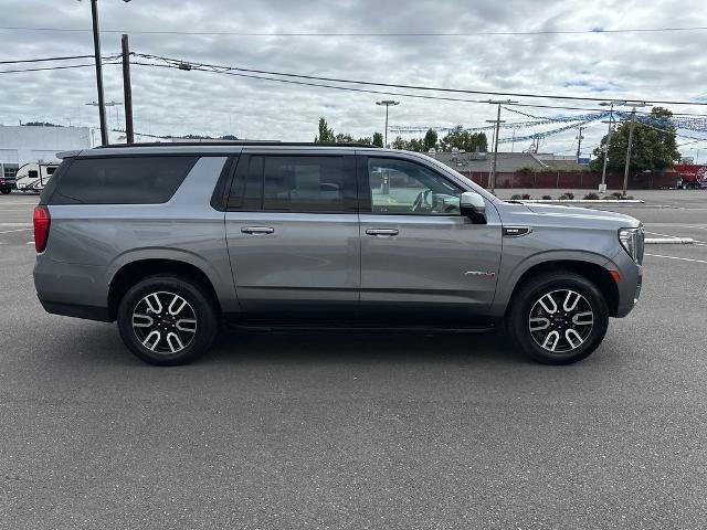 Used 2021 GMC Yukon XL AT4 AWD/4WD image 8