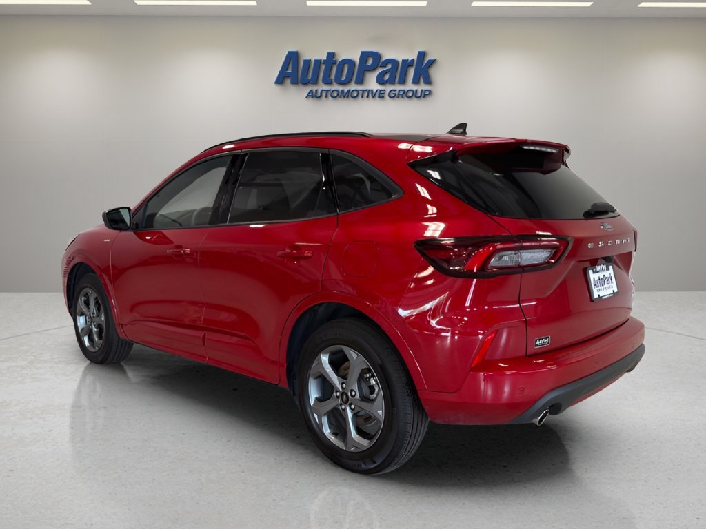 Certified 2024 Ford Escape ST-Line w/ Tech Pack #1 AWD/4WD image 5
