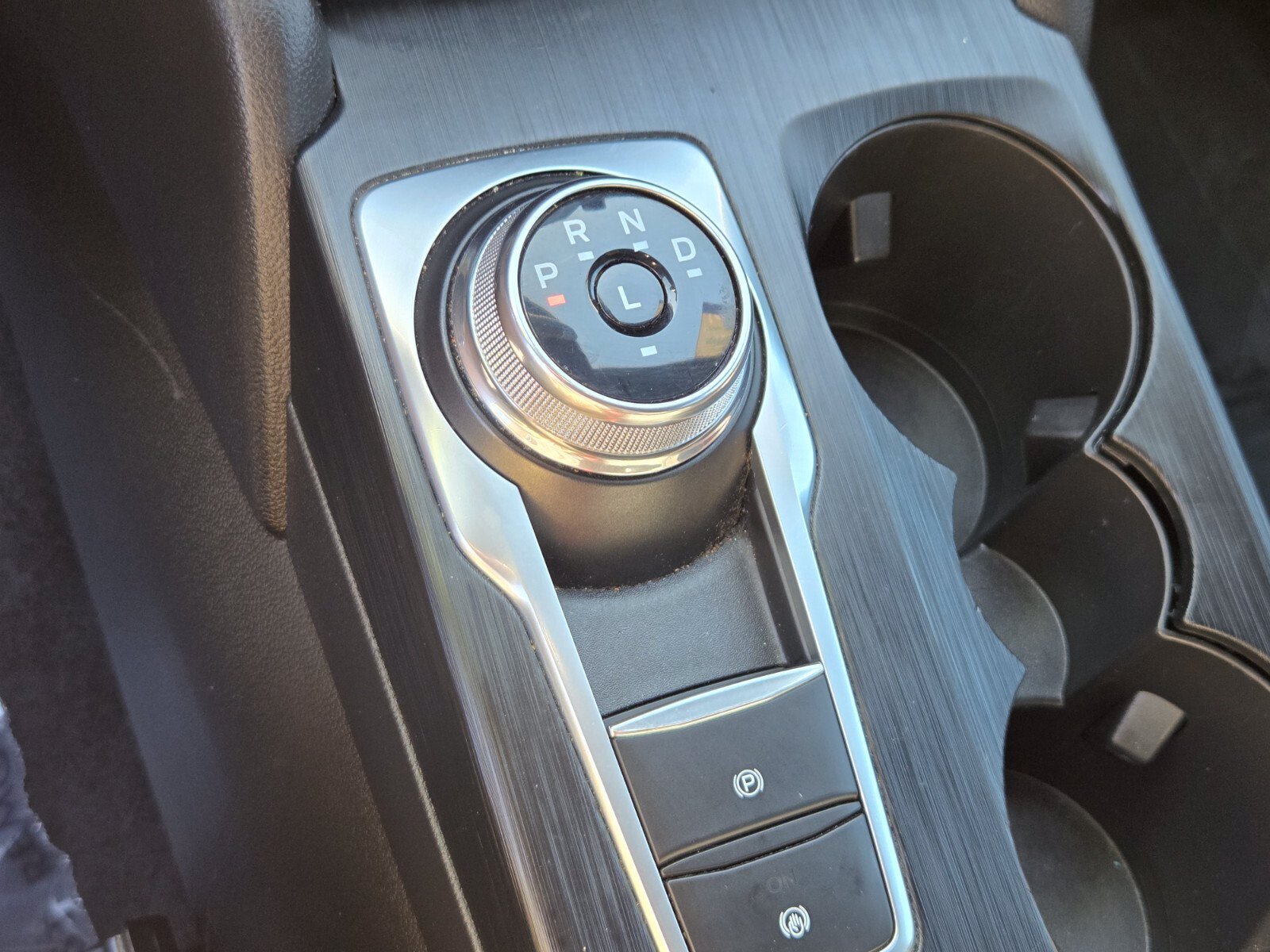 Certified 2025 Ford Escape ST-Line FWD image 23