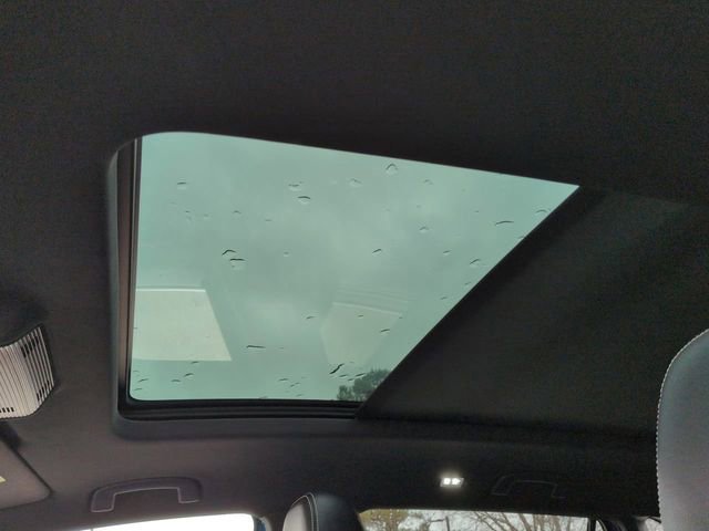 Used 2024 Volkswagen Atlas Cross Sport SE image 20