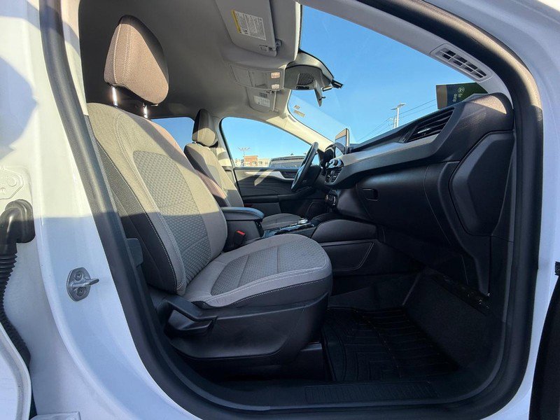 Certified 2022 Ford Escape SE image 13