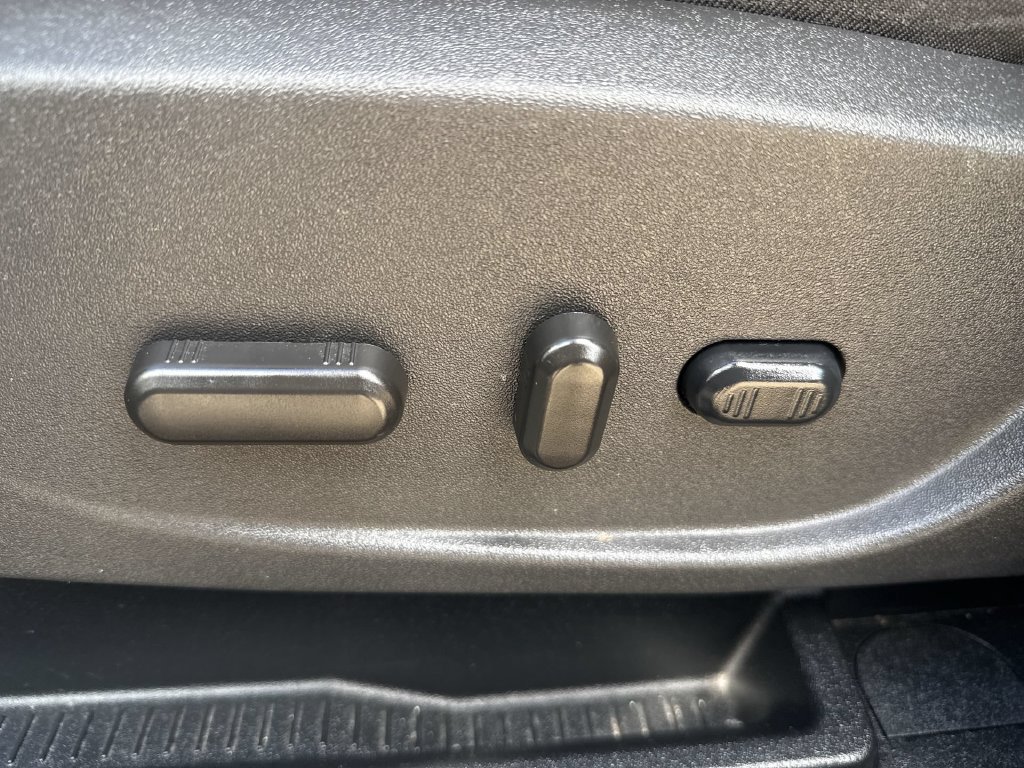 Certified 2018 Ford Escape SEL AWD/4WD image 12