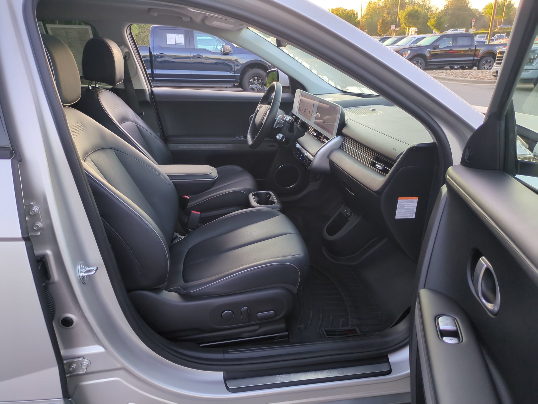 Used 2023 Hyundai Ioniq 5 Limited w/ Cargo Package AWD/4WD image 36