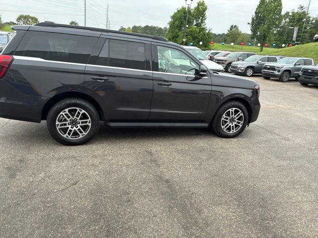 Certified 2025 Ford Expedition Active AWD/4WD image 26