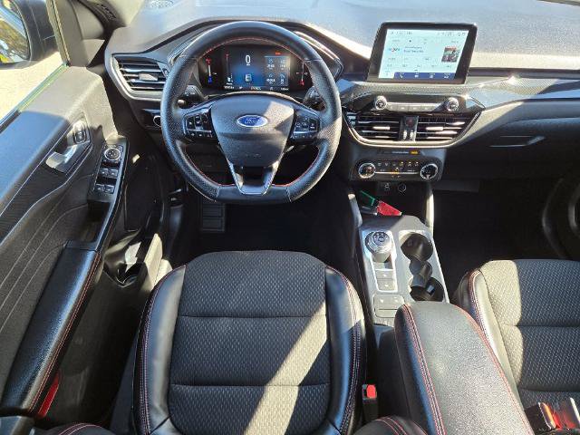 Certified 2025 Ford Escape ST-Line AWD/4WD image 13