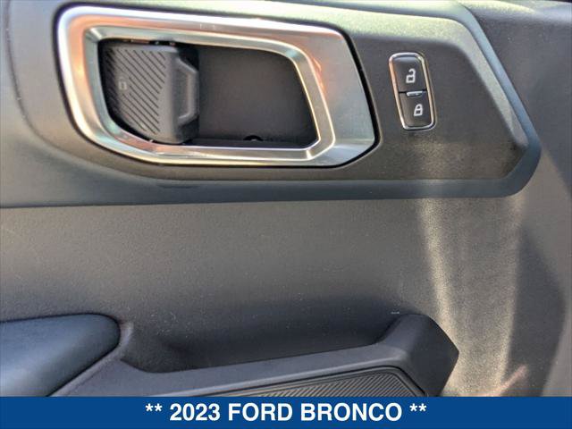 Certified 2023 Ford Bronco Heritage Edition AWD/4WD image 11