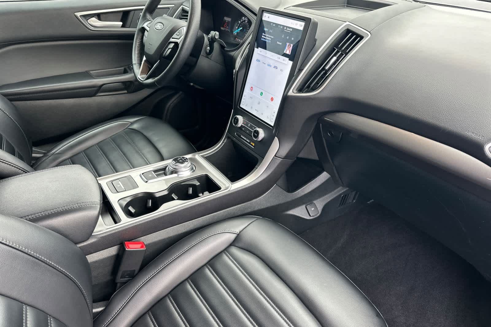 Certified 2024 Ford Edge SEL image 17