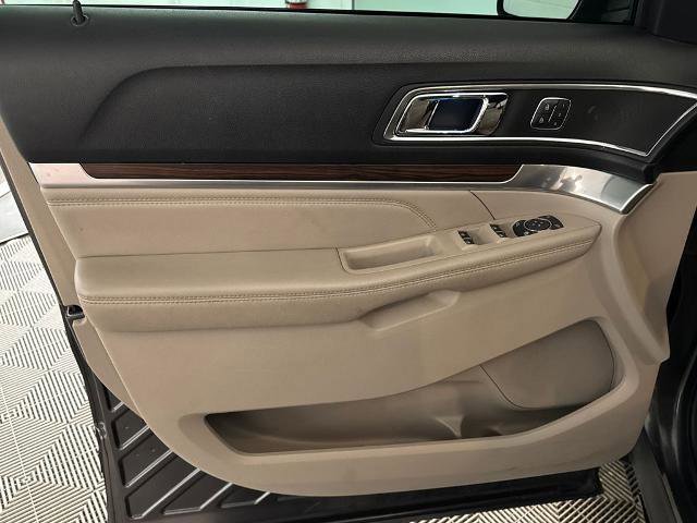 Certified 2019 Ford Explorer Limited w/ Class III Trailer Tow Package image 15