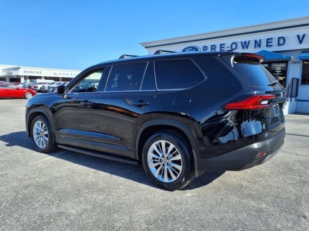Used 2024 Toyota Grand Highlander Platinum image 9