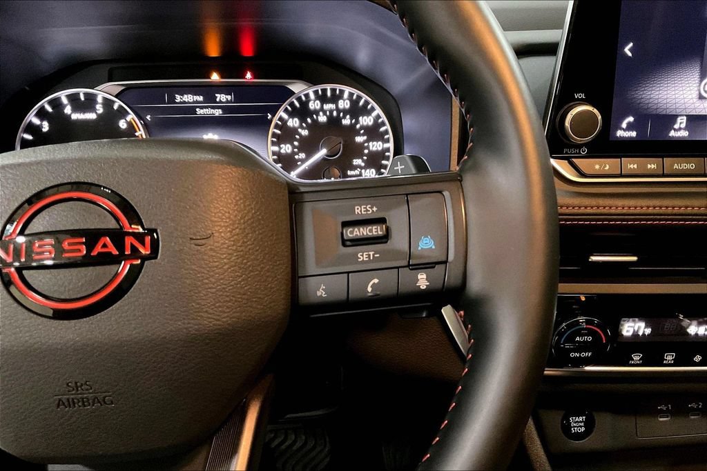 Used 2025 Nissan Rogue SV AWD/4WD image 18