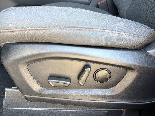 Certified 2025 Ford Explorer Active RWD image 20