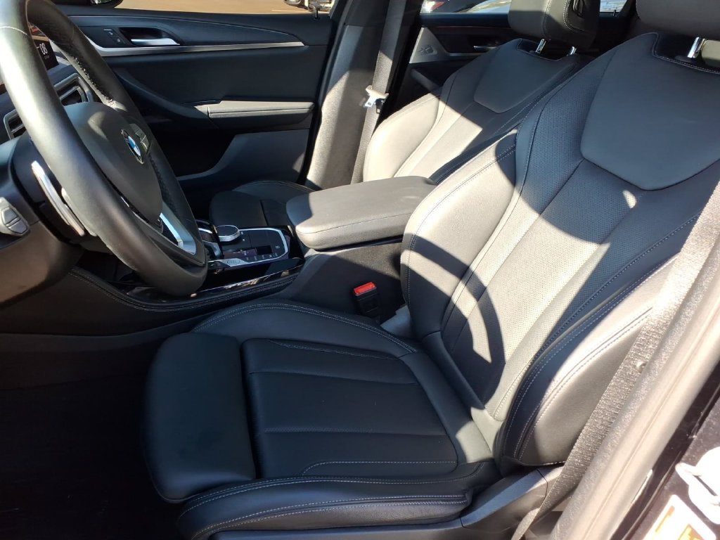 Used 2025 BMW X4 xDrive30i w/ Premium Package AWD/4WD image 15