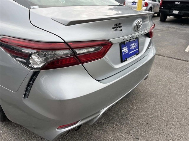 Used 2023 Toyota Camry XSE image 10