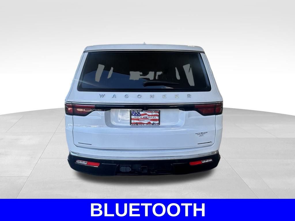 Used 2023 Jeep Wagoneer L Series II image 5