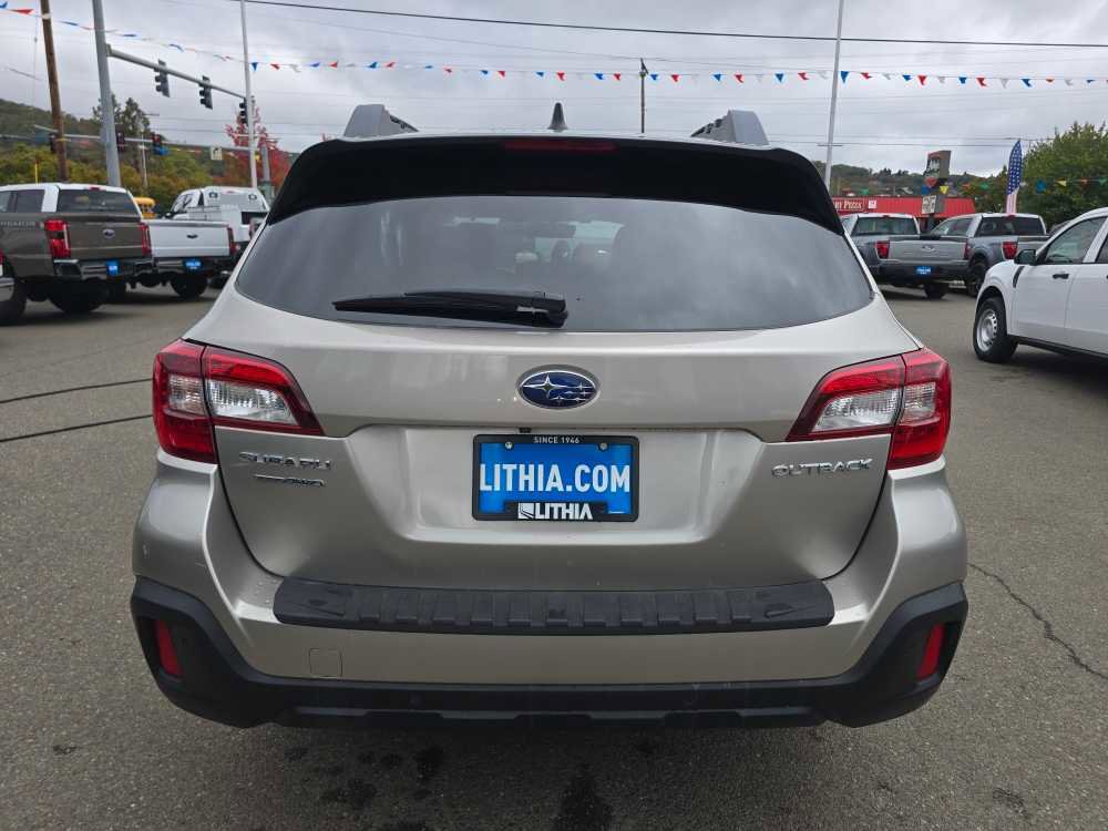 Used 2019 Subaru Outback 2.5i Limited image 4