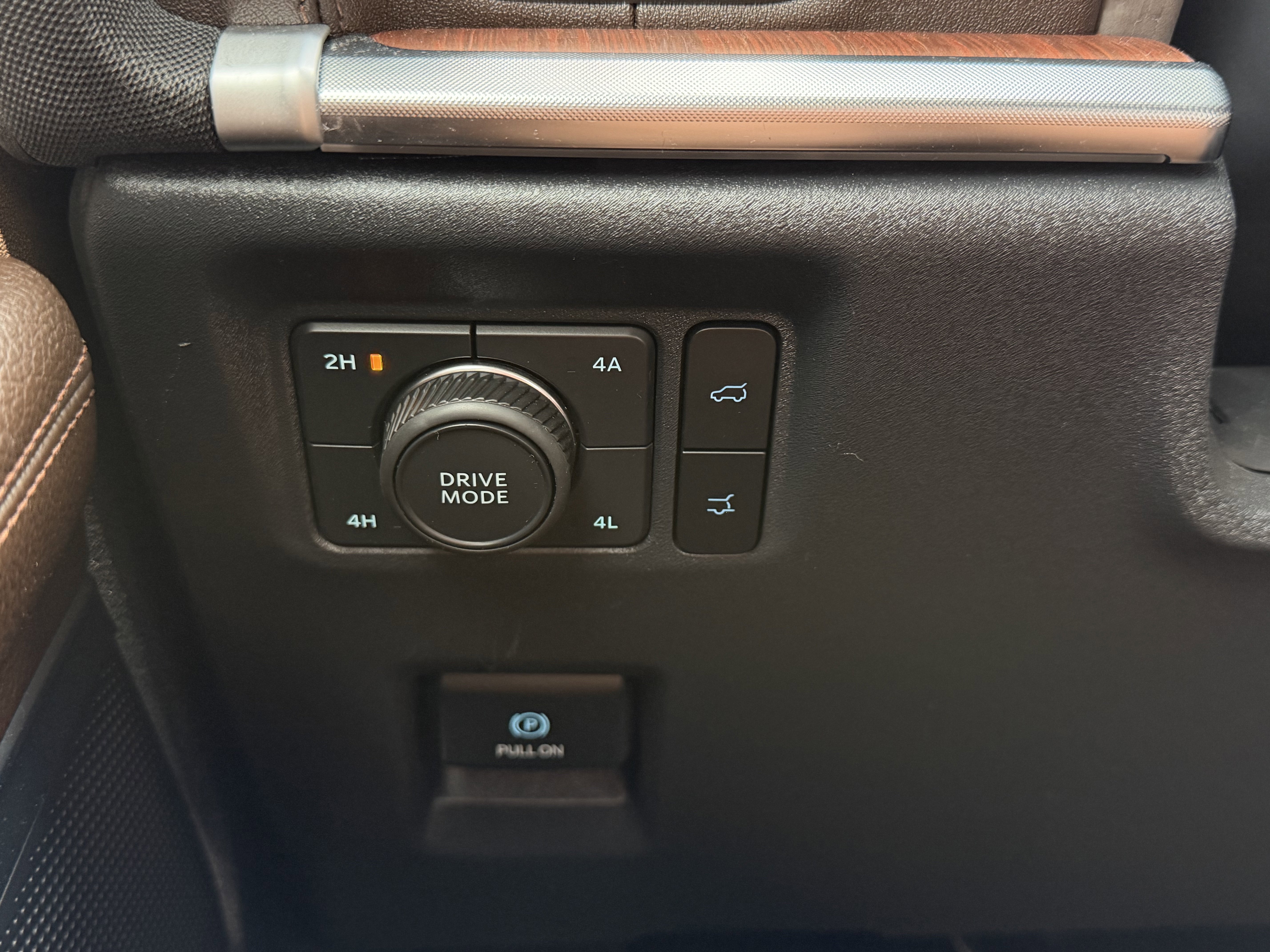 Certified 2025 Ford Expedition King Ranch AWD/4WD image 24