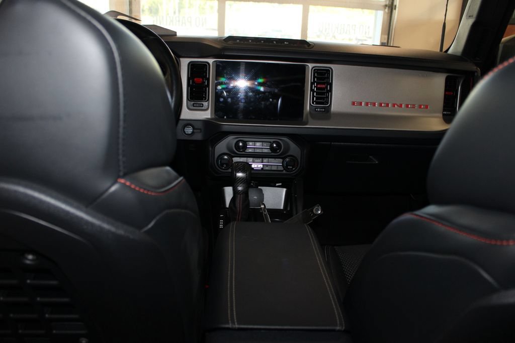 Certified 2024 Ford Bronco Raptor w/ Interior Carbon Fiber Pack 6 AWD/4WD image 42