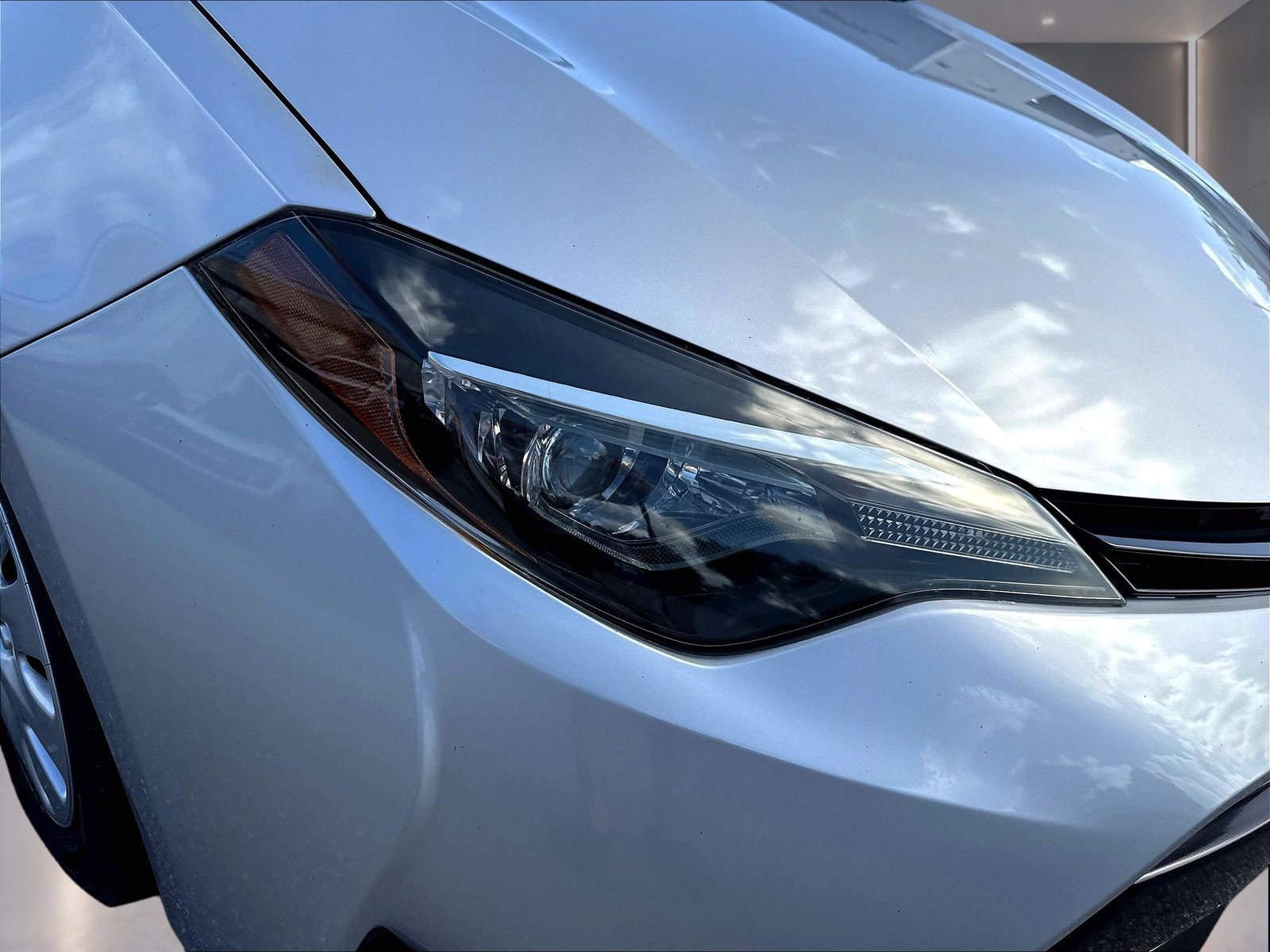 Used 2017 Toyota Corolla LE FWD image 33