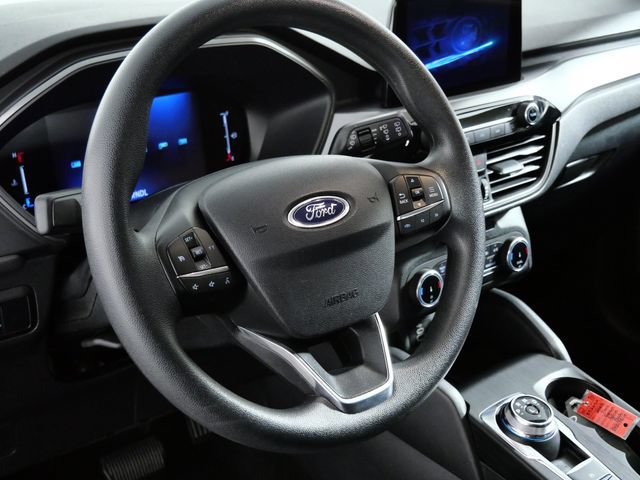 Certified 2025 Ford Escape Active AWD/4WD image 17