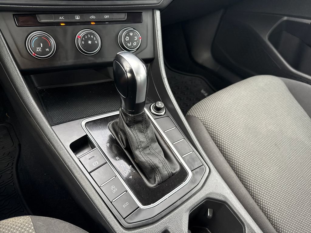 Used 2021 Volkswagen Jetta S w/ Driver Assistance Package image 20