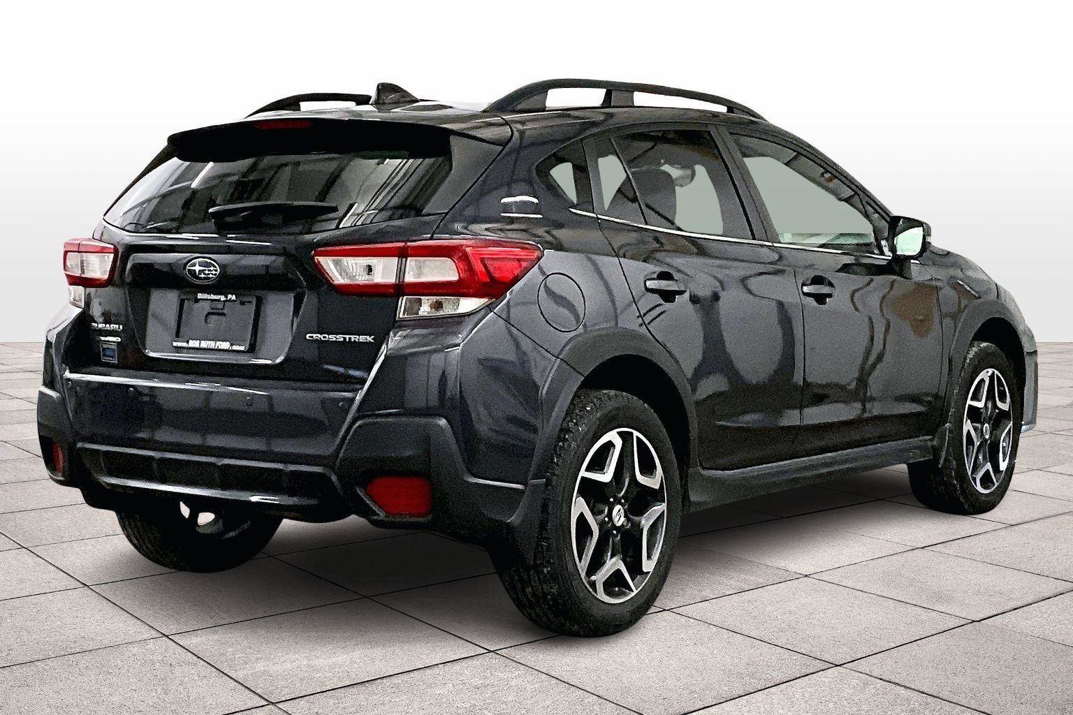 Used 2018 Subaru Crosstrek 2.0i Limited image 3