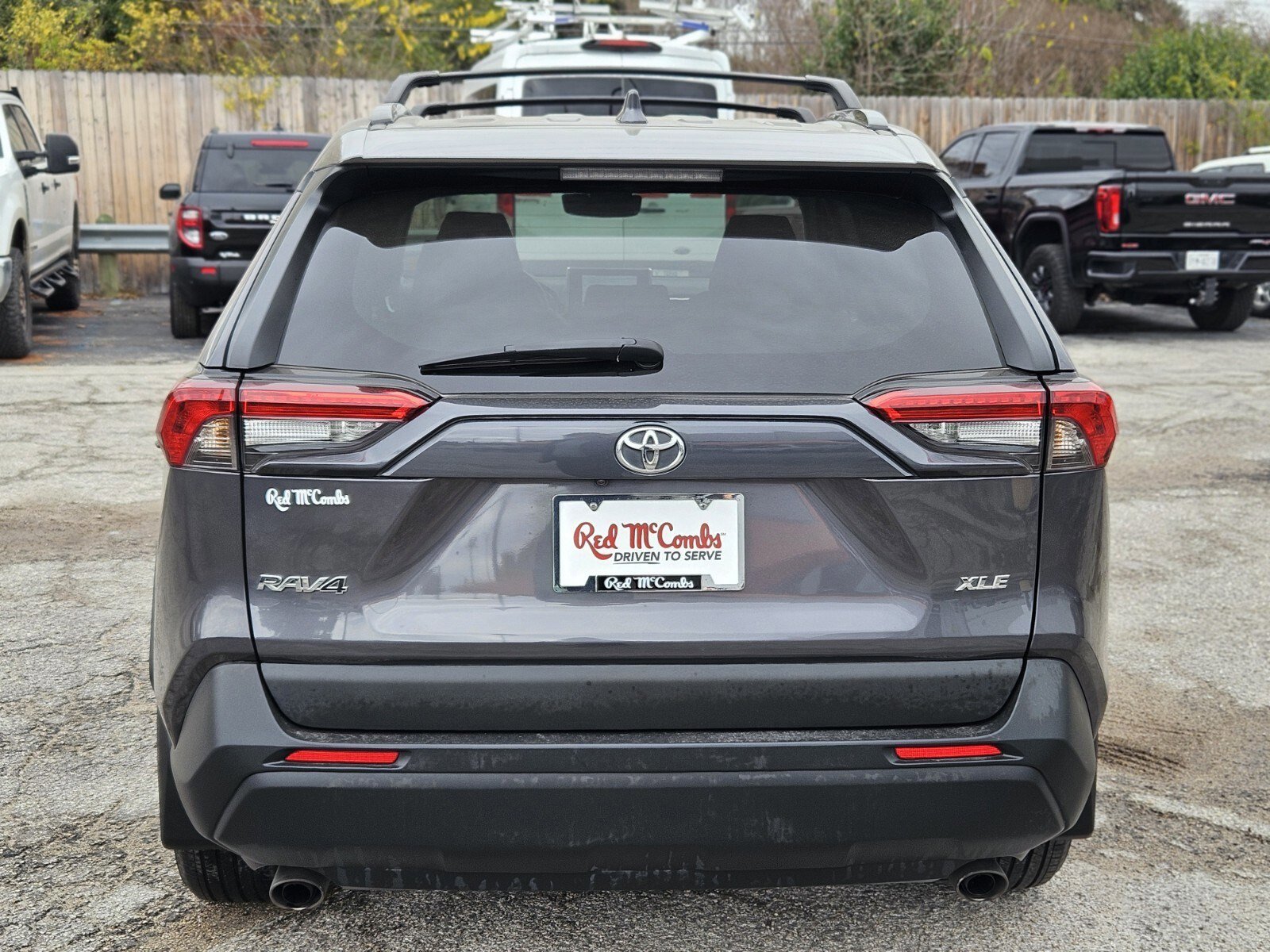 Used 2023 Toyota RAV4 XLE image 4