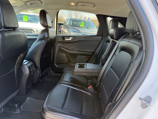 Certified 2022 Ford Escape SEL image 9