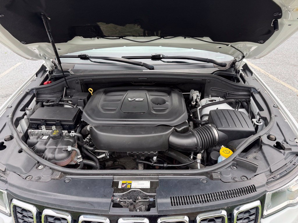 Used 2019 Jeep Grand Cherokee Limited AWD/4WD image 21