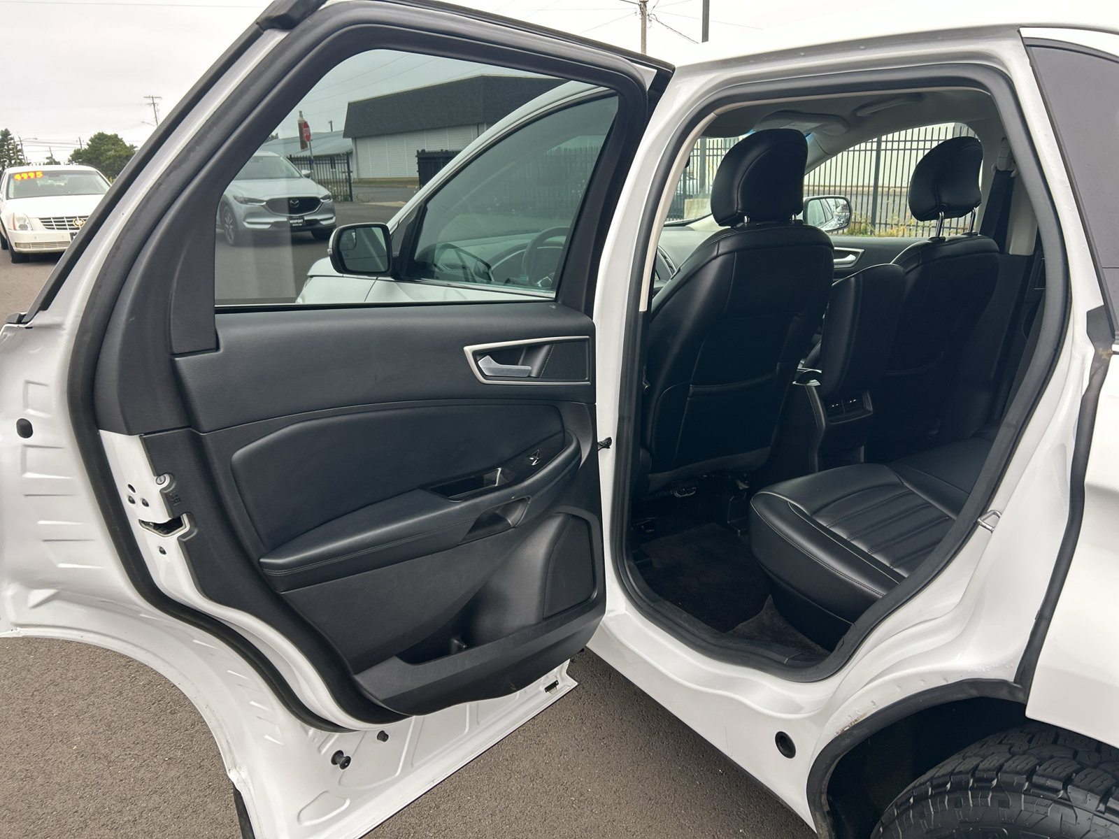 Certified 2017 Ford Edge SEL w/ Equipment Group 201A FWD image 31