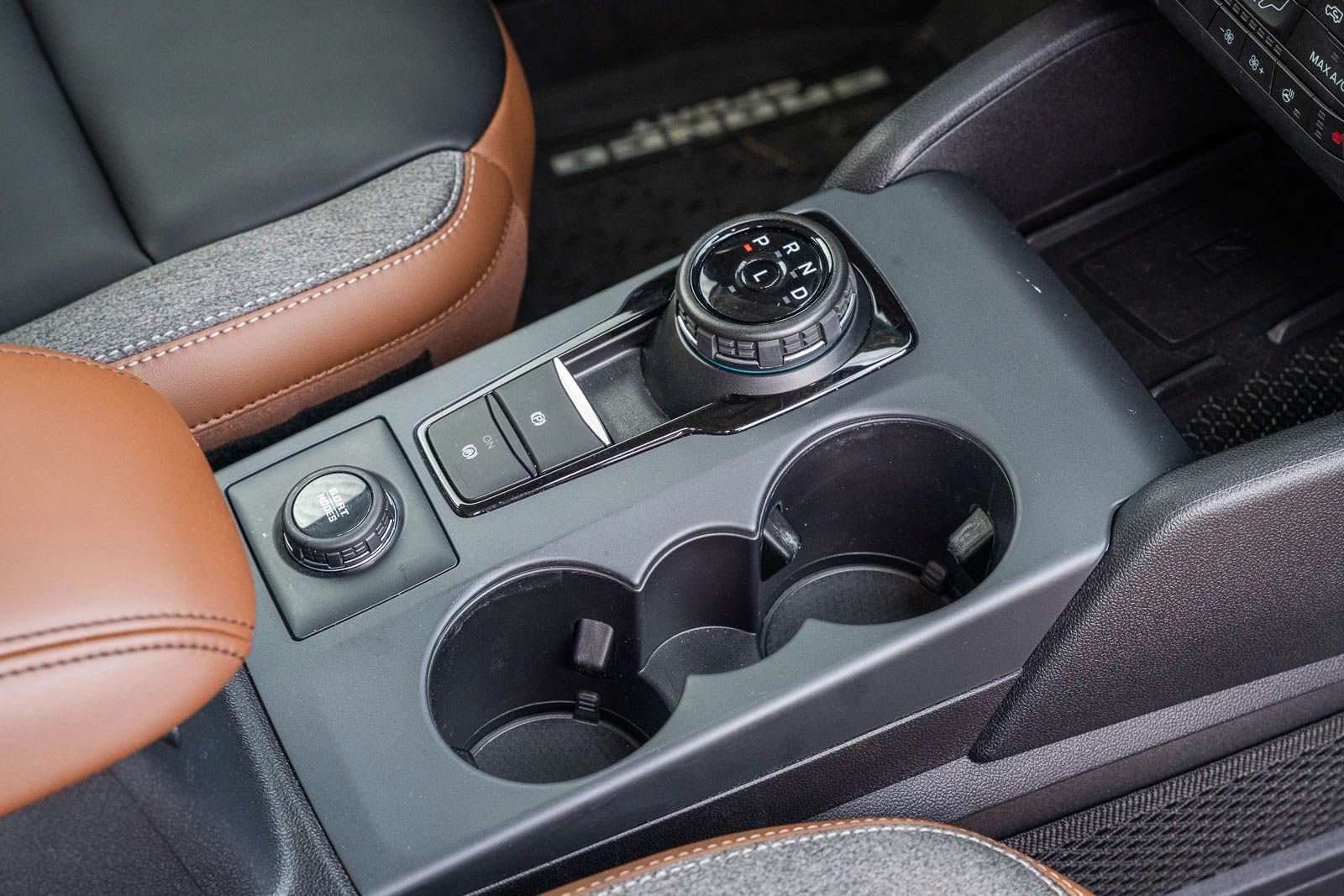 Certified 2024 Ford Bronco Sport Outer Banks w/ Tech Package image 14