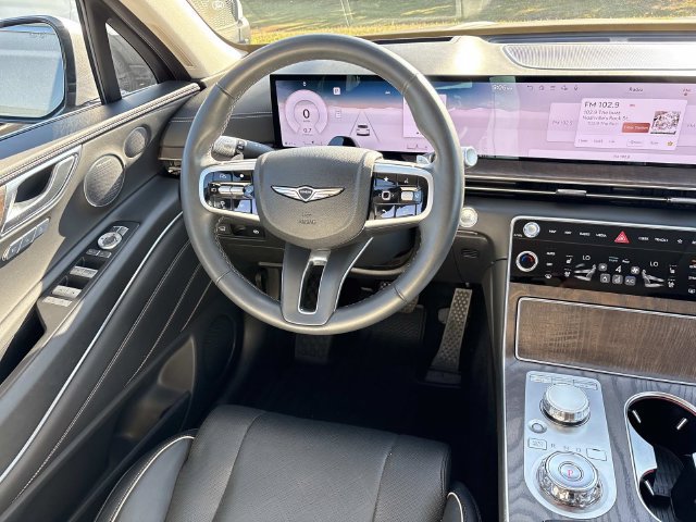 Used 2025 Genesis GV80 3.5T Advanced AWD/4WD image 14