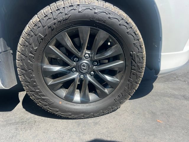 Used 2023 Lexus GX 460 Premium w/ Premium Package AWD/4WD image 5