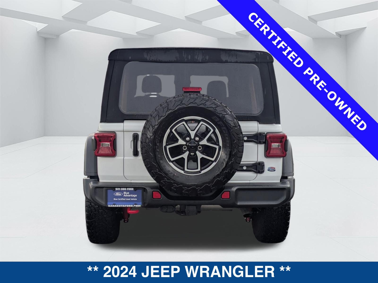 Used 2024 Jeep Wrangler Unlimited Rubicon AWD/4WD image 6