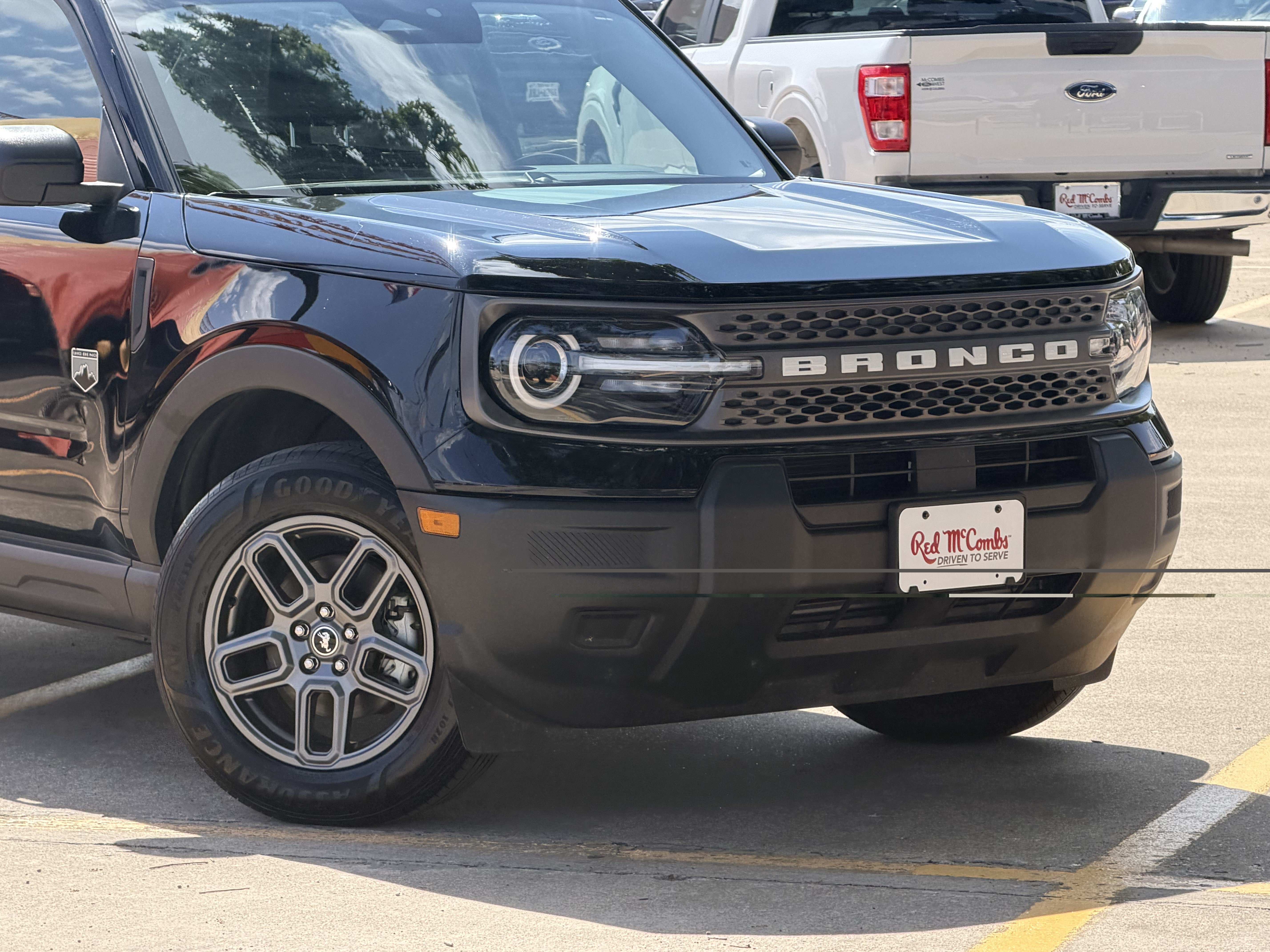 Certified 2025 Ford Bronco Sport Big Bend AWD/4WD image 2